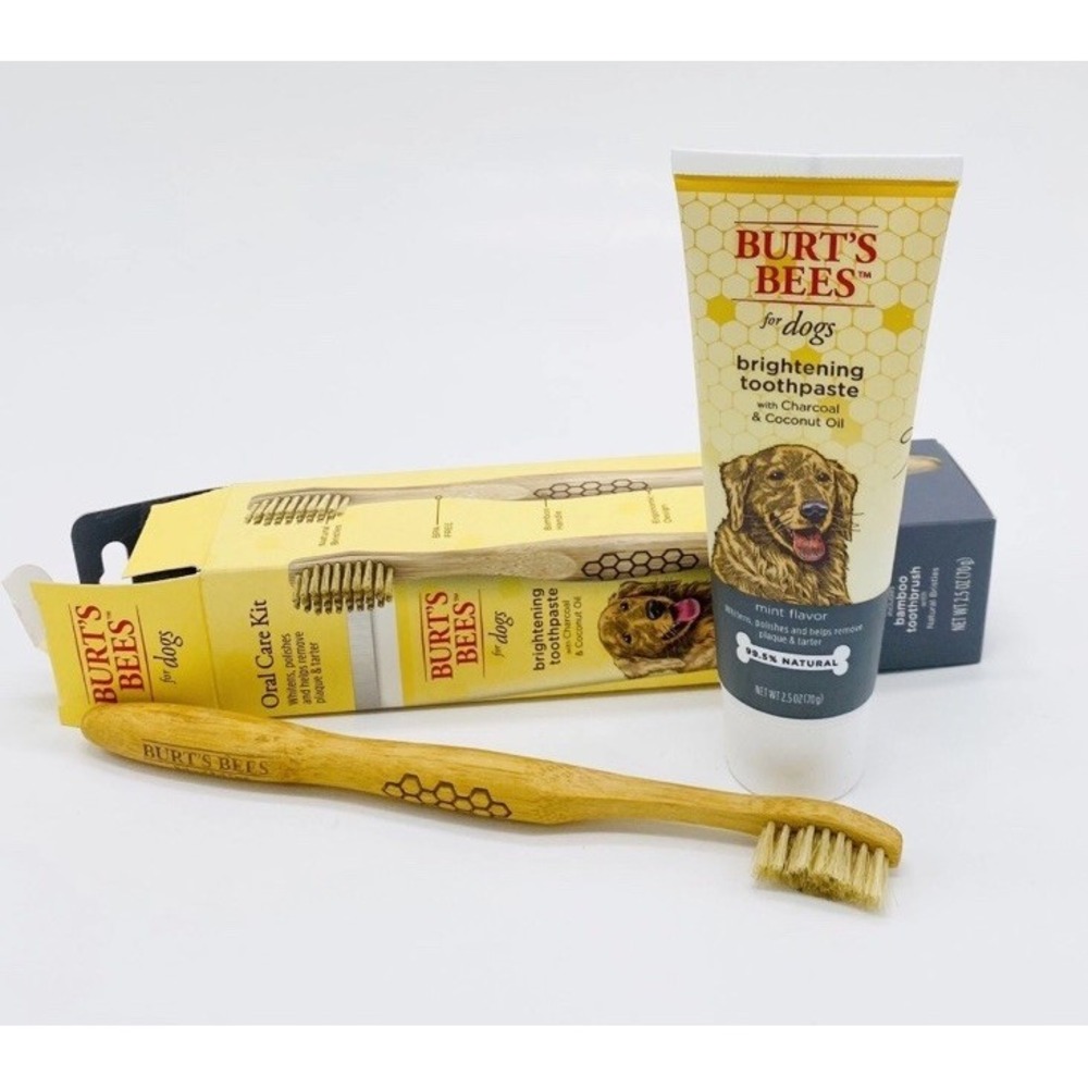 Burt's Bees for Dogs Oral Care Kit | Brightening Toothpaste & Bamboo Toothbrush